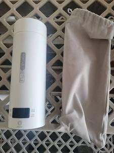 lot 21041 image: Portable Kettle Travel Mug with Storage Bag NO POWER cord