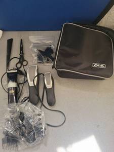 lot 21070 image: Wahl Professional Hair Clipper Set used maybe 5 times