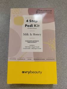 lot 21073 image: Avry Beauty Milk & Honey 4 Step Pedi Kit - PETA Approved