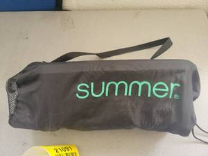 lot 21090 image: Summer Infant Deluxe Bath Support outdoorchair portable chair with eating tray