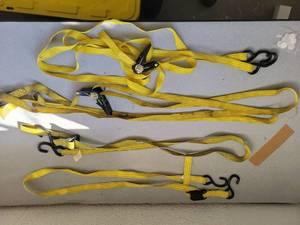 lot 21107 image: Yellow Heavy Duty Cargo Tie Down Straps 4 in total 2 sizes