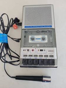 lot 21115 image: GE Computer Program Data Recorder Cassette Player with microphone