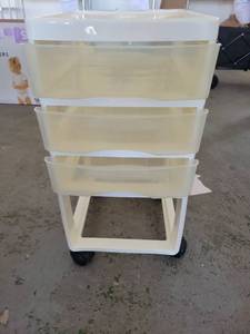lot 21116 image: Rubbermaid Storage Cart with White Frame and Translucent Bins  2ft tall missing 1 bin