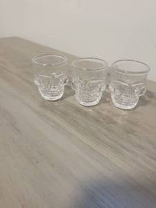 lot 21165 image: Clear Glass Skull Shot Glasses Set of 3