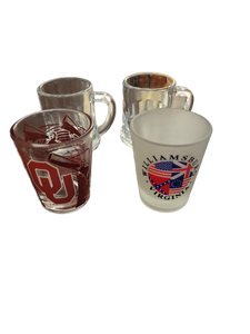 lot 21166 image: Oklahoma Sooners and Williamsburg Glass Set