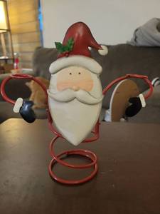 lot 21173 image: Bouncing Santa Claus Metal Spring Decoration