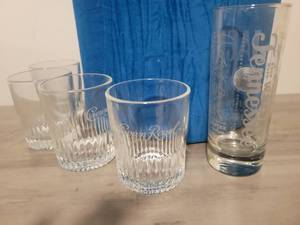 lot 21174 image: Crown Royal Whiskey Glass Set plus Tennessee whiskey
