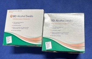lot 9 image: BD Alcohol Swabs - 2 Boxes of 100 Count - Retail $8