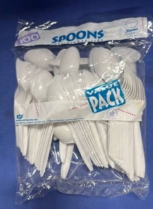 lot 24 image: White Plastic Dinner Spoons - 100 Count Pack - Retail $3