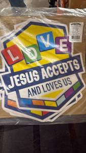lot 63 image: Jesus Accepts and Loves Us Religious Banner - Retail $15