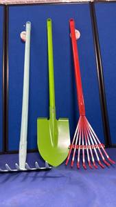 lot 99 image: 3-Piece Garden Tool Set - Rake, Shovel, and Leaf Rake - Retail $15