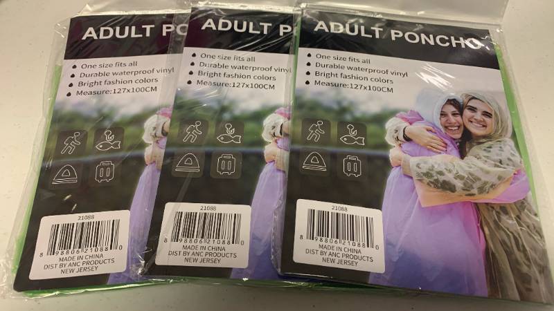 lot 125 image: Adult Waterproof Poncho Pack set of 3 GS80