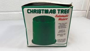 lot 35 image: Christmas Tree Automatic Waterer with Original Box