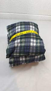 lot 38 image: Navy and Green Plaid Flannel Fabric Bundle