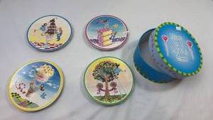 lot 111 image: Decorative Candy Storage Box with Dessert Plates Set