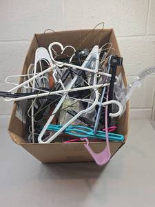 lot 183 image: Mixed Lot of Plastic Hangers