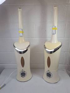 lot 185 image: Air Innovations Digital Humidifiers