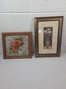 lot 188 image: Framed Botanical Floral Art Prints Set