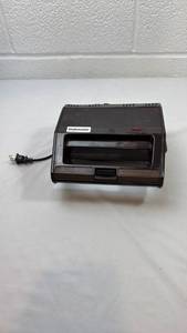 lot 206 image: Snakmaster Electric Sandwich Maker