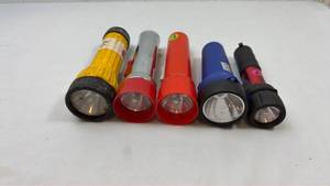 lot 226 image: Collection of 6 Battery Operated Flashlights