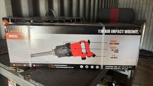 lot 302 image: Unused LandHonor 1 Inch Air Impact Wrench Model LHR-AIW1