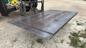 lot 29 image: 34 inch thick 5 foot x 8 foot Heavy Duty Steel Plate Sheet Metal Qty 2