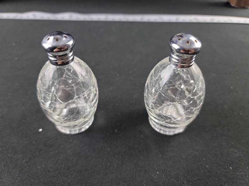 lot 2469 image: Crystal Salt and Pepper Shakers with Silver Tops