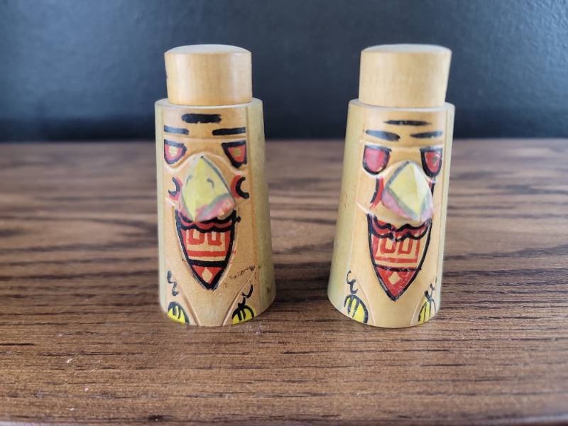 lot 2500 image: Hand Painted Wooden Salt and Pepper Shakers