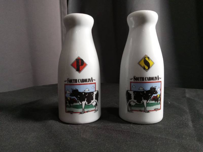 lot 2608 image: South Carolina Dairy Scene Salt and Pepper Shakers