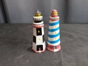 lot 4028 image: Ceramic Lighthouse Salt and Pepper Shakers Set