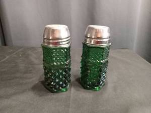 lot 4044 image: Green Pressed Glass Salt and Pepper Shakers with Silver Tops