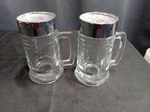 lot 4055 image: Glass Salt and Pepper Shaker Set with Beer Mug Design