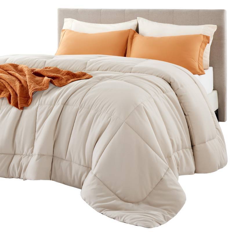 lot 1245 image: Bedsure Comforter Duvet Insert - Quilted Comforters Queen Size, All Season Duvet, GentleSoft Down Alternative Bedding, with 8 Tabs, Gifts for WomenMen, Linen Pale Pink, Queen 88 x 88 Inches - Retail $71