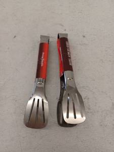 lot 10555 image: Hotel Supplies Stainless Steel Small Tongs, 2 Pack