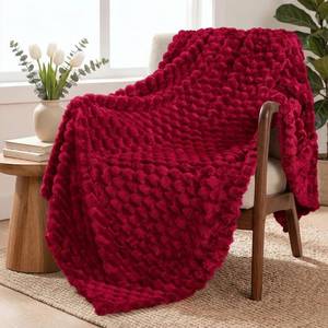lot 7151 image: Exclusivo Mezcla Fleece Throw Blanket for Couch, Extra Large Fuzzy Deep Red Bed Blankets, Soft Cozy Plush Sofa Throws for All Seasons, 50x70 Inches