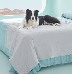 lot 7264 image: Bedsure Premium Cooling Blanket for Extra Large Dog - Q-MAX0.5, Breathable Summer Washable Cold Pet Mat, Soft Durable Self Cooling Dog Mat for Hot Weather, Pearl Grey, 50x60