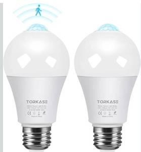 lot 7396 image: Motion Sensor Light Bulbs, 13W (100Watt Equivalent), Motion Activated Dusk to Dawn Security LED Bulb, 5000K Daylight, Energy-Efficient, for Indoor and Outdoor Lighting, Porch, Stairs, Hallway 2Pack