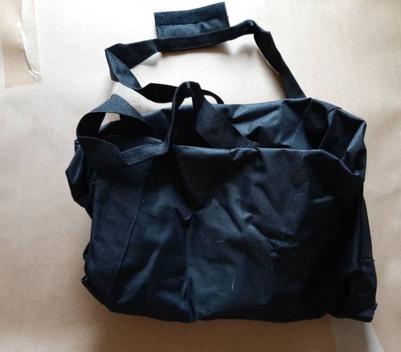 lot 44859 image: 60 x 17 x 20 Inch, 332 L Extra Large Duffle Bag Camping Tent Storage Bag Heavy Duty Waterproof Sports Equipment Carrying Case for Tent Pole Travel Canopy Hammock Tripod Fishing Outdoor Moving - Retail $29