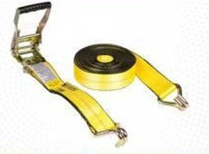 lot 10923 image: Camco Tools Heavy Duty 2in x 30ft Ratchet Tie Down