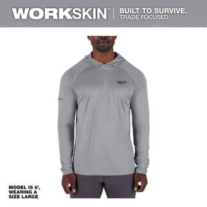 lot 18460 image: Men s WORKSKIN Gray Medium Hooded Sun Shirt - Retail $51