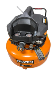 lot 18578 image: RIDGID 6 Gallon Portable Air Compressor with Dual Gauges - Retail $129