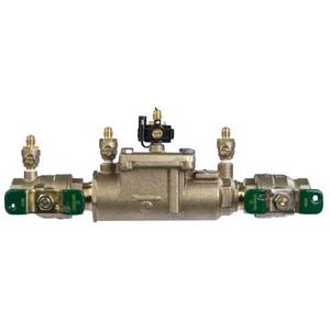 lot 18606 image: 1 in. Bronze Double Check Valve Backflow Preventer Assembly Quarter Turn Shutoff With Single Top Entry Freeze Sensor - Retail $358