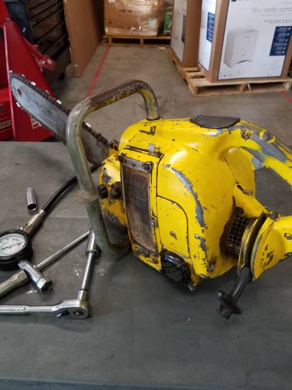 lot 7658 image: Vintage McCulloch Chainsaw