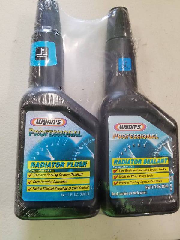lot 7671 image: Wynns Professional Radiator Flush & Sealant