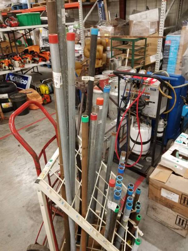 lot 7698 image: Pipe Rack wcontents