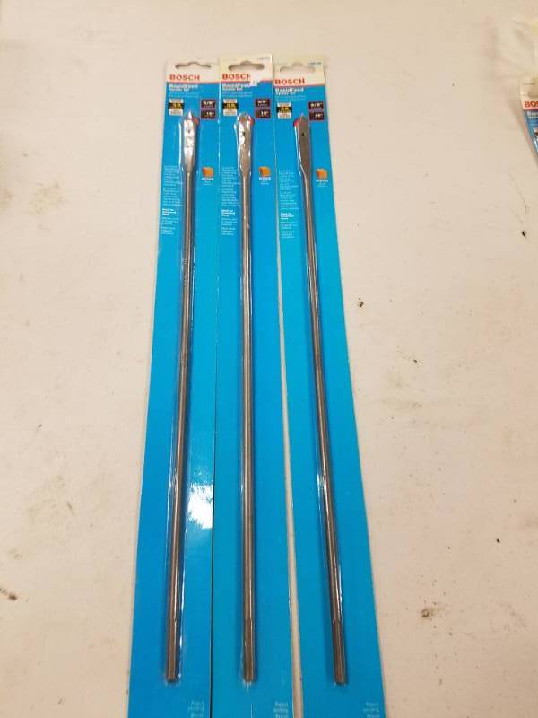 lot 7729 image: Lot of 3 Bosch Rapid Feed Spade Bits