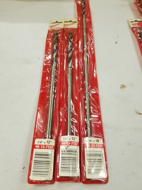 lot 7730 image: Lot of 3 Milwaukee Bellhanger bits