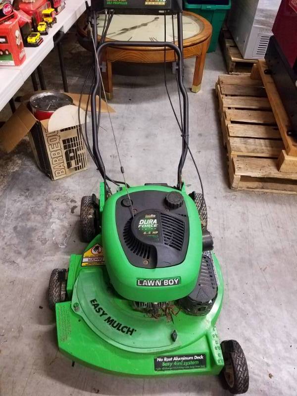lot 7770 image: Lawn Boy Commercial Grade Mower