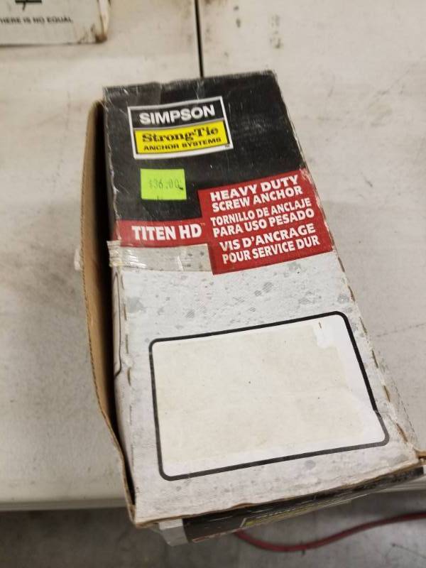 lot 7785 image: Box of Simpson Heavy Duty Screw Anchor
