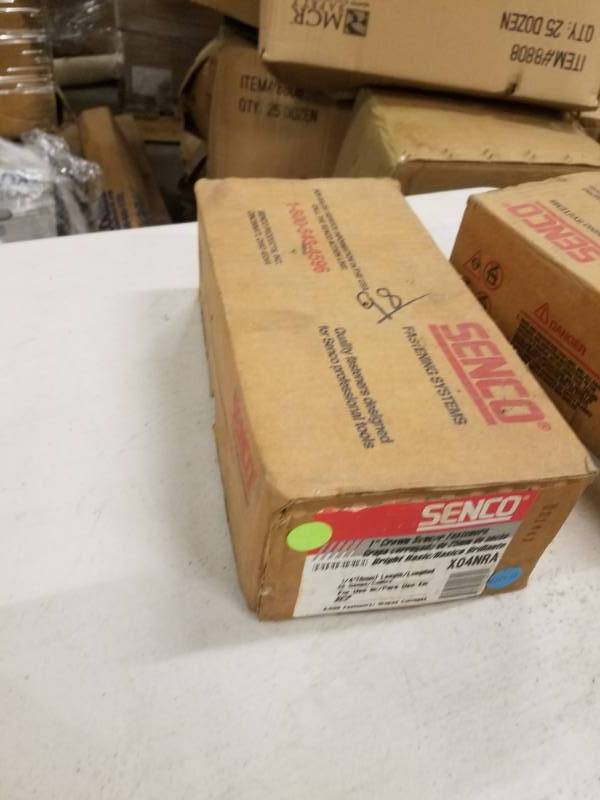 lot 7804 image: Case of Senco 1 Crown Sencor Fasteners